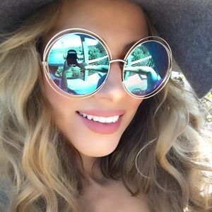 Oversized Women Circle Round Gradient Sunglasses